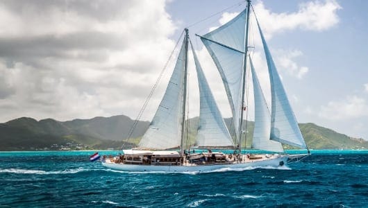 Sailing the Grenadines Aboard Chronos
