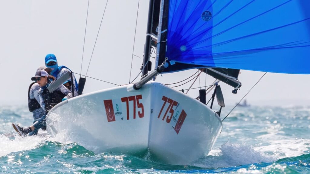 Asymmetric Spinnaker Trim