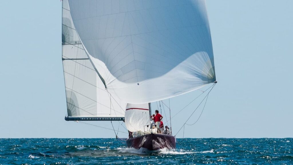 Symmetric Spinnaker Trim