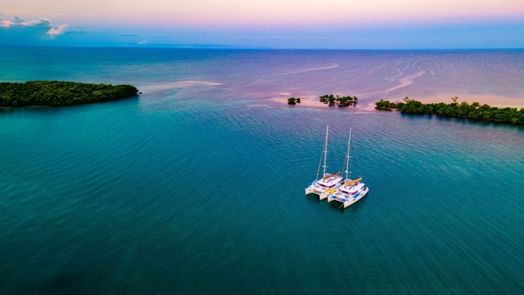 Sailing Belize