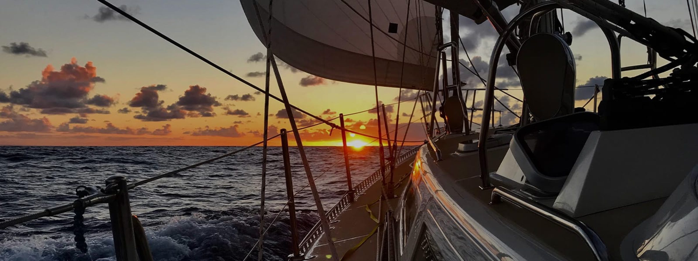 2025-04-29-online-class-Night Sailing Demystified-Featured-1600x900