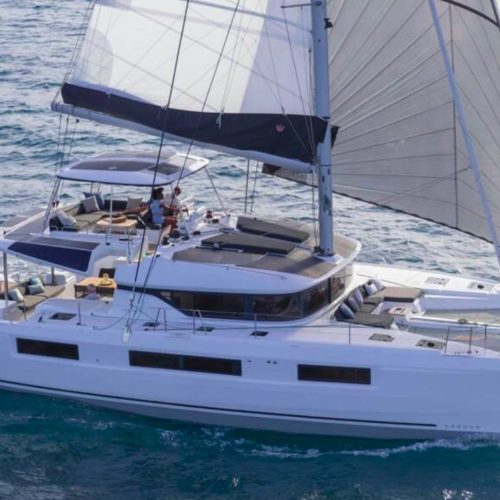 School-1038-Placencia-Yacht-Charters-Placencia-Belize-Gallery-05