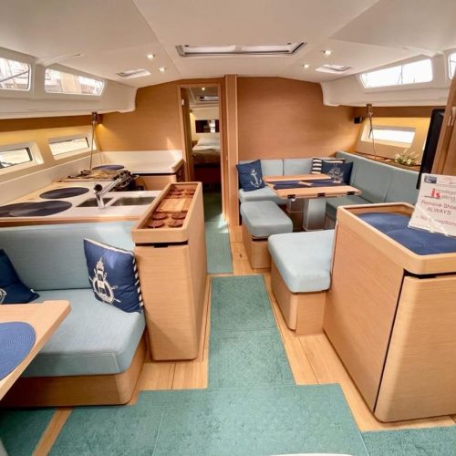 School-563-Intelligent Sailing-FL-13