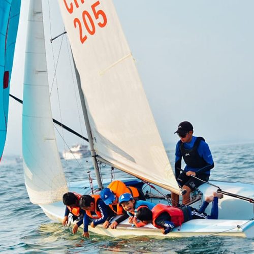 YACHAT AND BOAT SAILING & ARCHITECTURE帆船 Inside One of the Most Iconic Sailing Yachts in the World