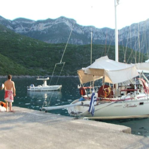 School-AthensSailingAcademy-Greece-13