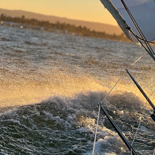 school-607-Passion Yachts-OR-Featured-1600x900